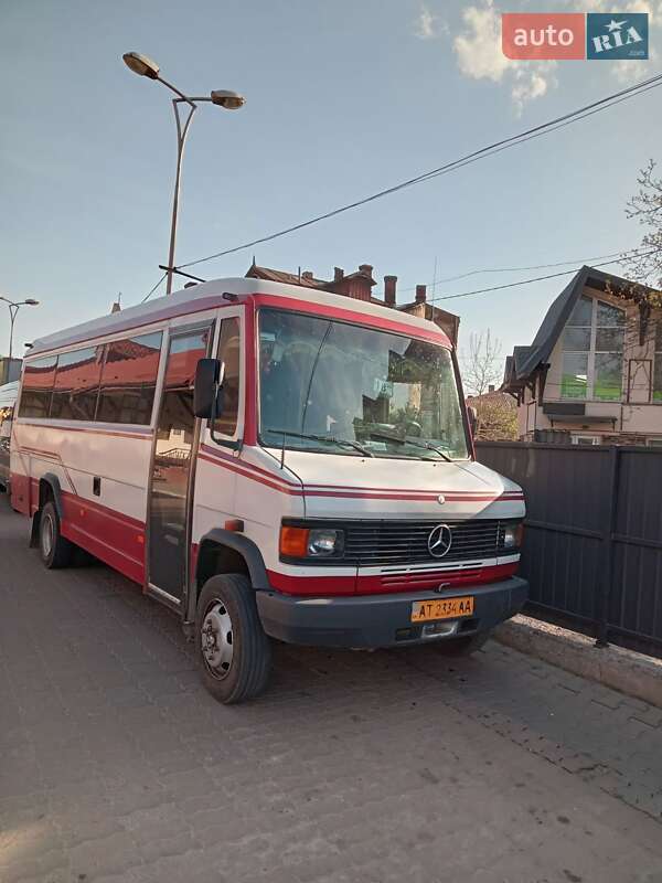 Mercedes-Benz T2 1996