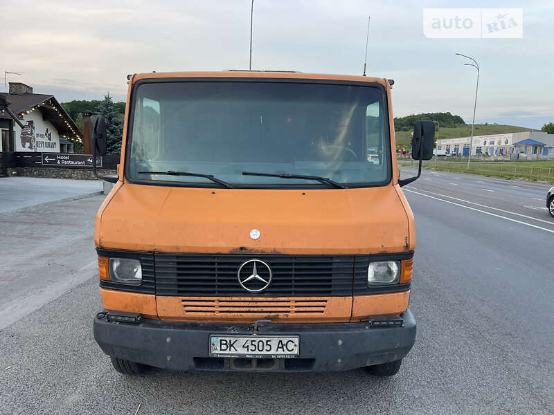 Евакуатор Mercedes-Benz T2 1998 в Рівному фото 18 Евакуатор Mercedes-Benz T2 1998 в Рівному