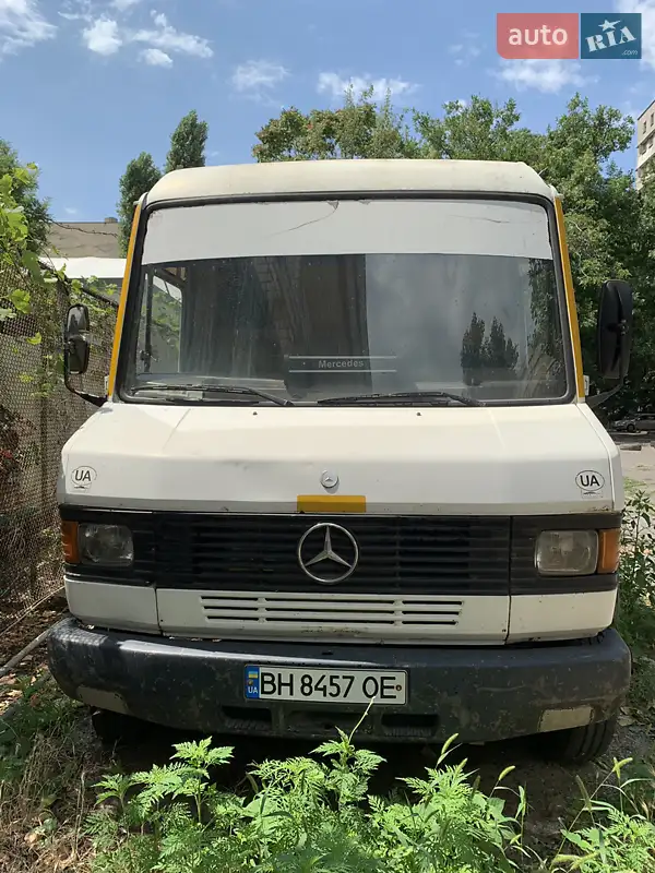 Mercedes-Benz T2 1996