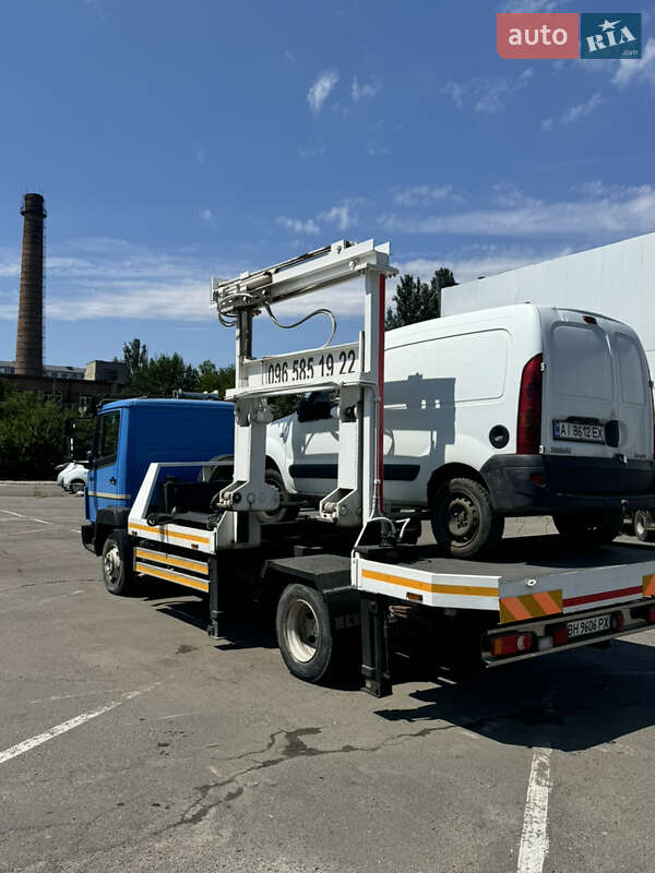 Mercedes-Benz T2 1995