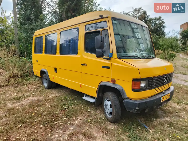 Mercedes-Benz T2 1995