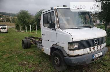 Вантажний фургон Mercedes-Benz T2 1990 в Львові