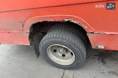 Грузовой фургон Mercedes-Benz T2 1991 в 