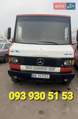 Грузовой фургон Mercedes-Benz T2 1991 в 