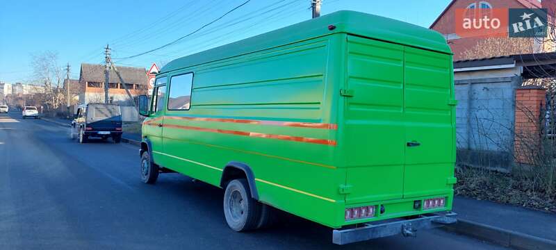 Вантажопасажирський фургон Mercedes-Benz T2 1995 в Дунаївцях