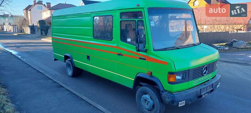 Вантажопасажирський фургон Mercedes-Benz T2 1995 в Дунаївцях