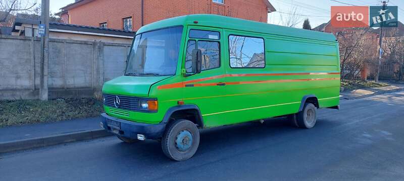 Вантажопасажирський фургон Mercedes-Benz T2 1995 в Дунаївцях