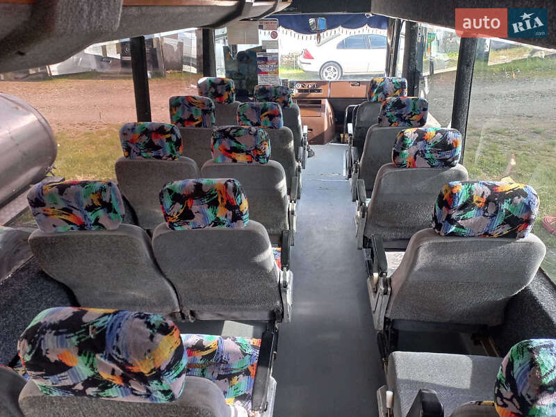 Городской автобус Mercedes-Benz T2 1996 в Бучаче