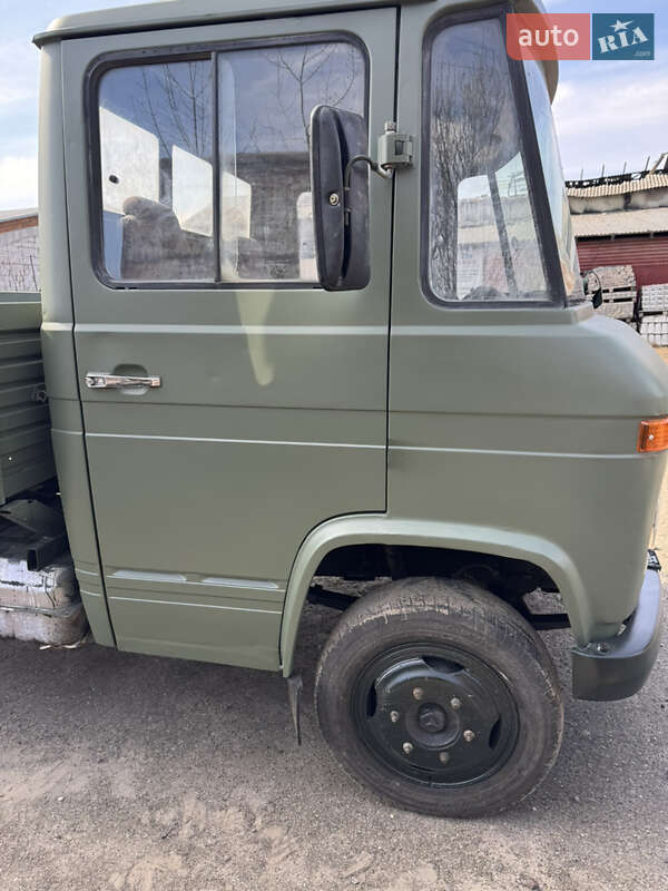 Борт Mercedes-Benz T2 1980 в Львове