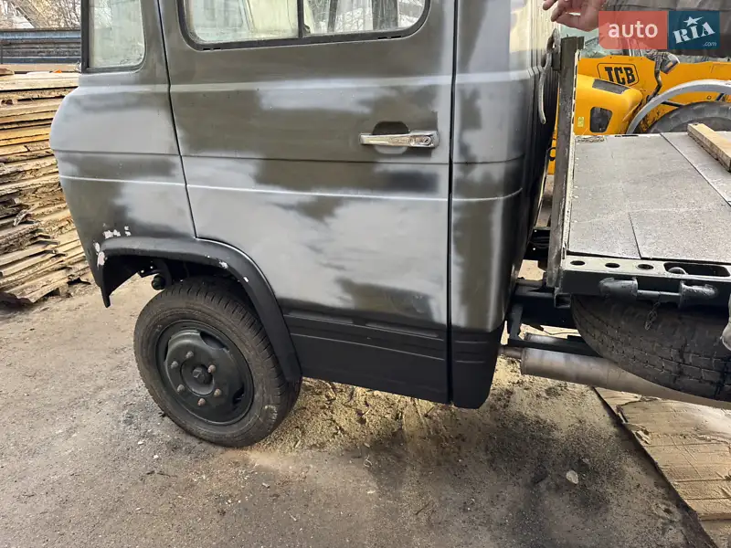 Борт Mercedes-Benz T2 1980 в 