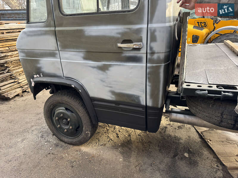 Борт Mercedes-Benz T2 1980 в Львове