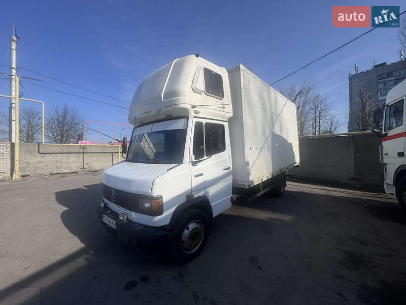 Вантажний фургон Mercedes-Benz T2 1996 в Кременчуці