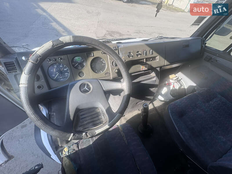 Вантажний фургон Mercedes-Benz T2 1996 в Кременчуці