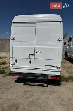 Вантажний фургон Mercedes-Benz T2 1996 в 
