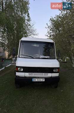 Пригородный автобус Mercedes-Benz T2 1994 в Хмельницком