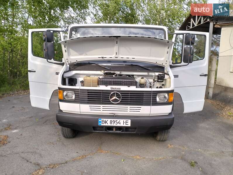 Шасі Mercedes-Benz T2 1995 в Рівному
