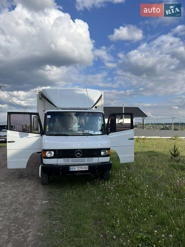 Mercedes-Benz T2 1986
