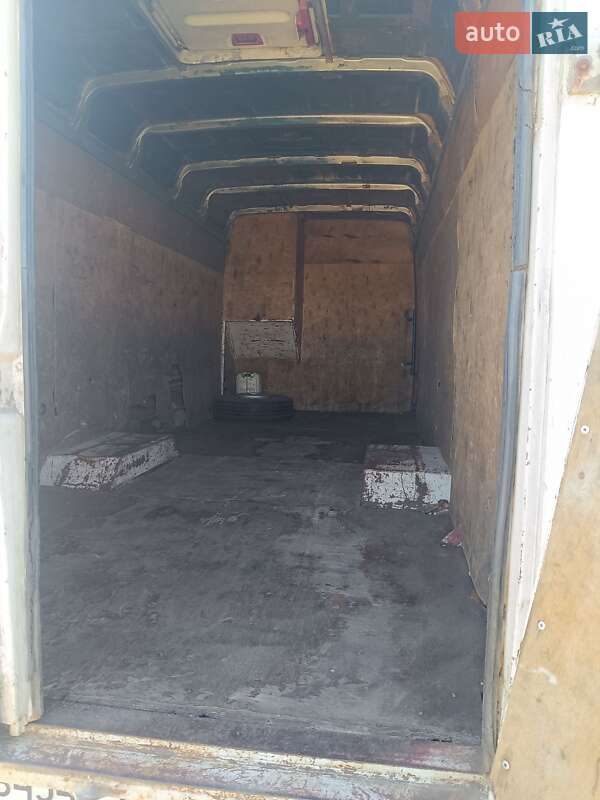 Грузовой фургон Mercedes-Benz T2 1990 в Николаеве