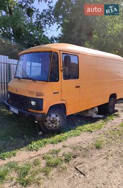 Вантажний фургон Mercedes-Benz T2 1986 в Хмельницькому