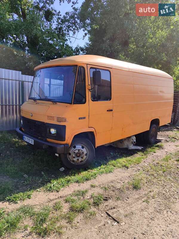 Mercedes-Benz T2 1986 Mercedes-Benz T2 1986