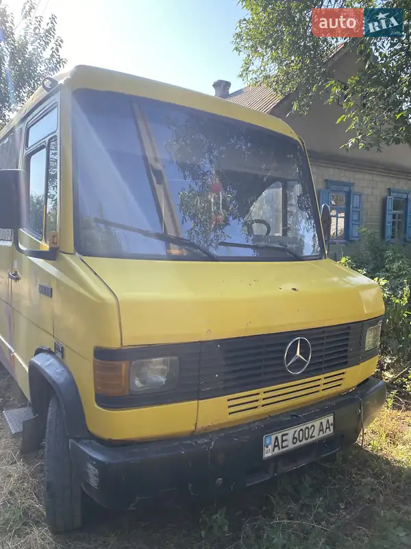 Mercedes-Benz T2 1995
