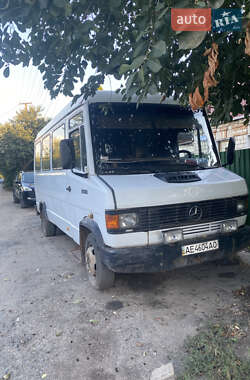Городской автобус Mercedes-Benz T2 1996 в Кривом Роге