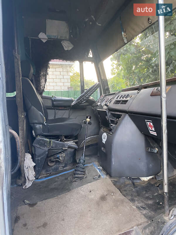 Міський автобус Mercedes-Benz T2 1996 в Кривому Розі