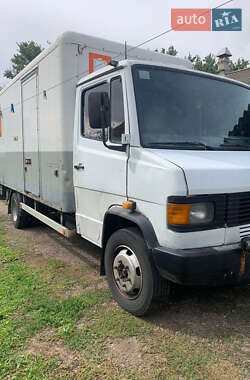 Грузовой фургон Mercedes-Benz T2 1994 в Николаеве