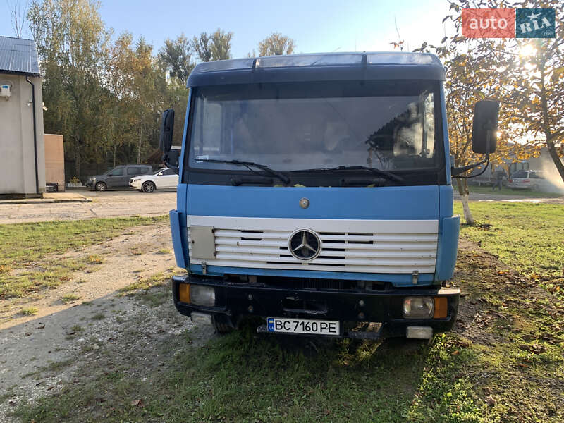 Mercedes-Benz T2 1995