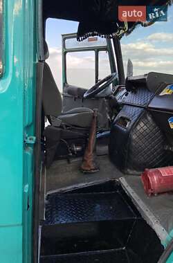 Пригородный автобус Mercedes-Benz T2 1996 в 