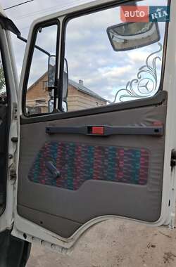 Грузовой фургон Mercedes-Benz T2 1997 в  фото 17 Грузовой фургон Mercedes-Benz T2 1997 в