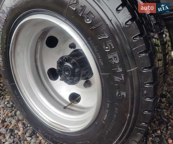 Грузовой фургон Mercedes-Benz T2 1997 в Любомле