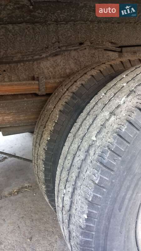 Вантажний фургон Mercedes-Benz T2 1980 в Житомирі