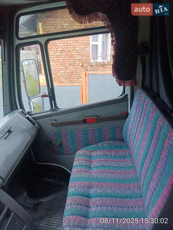 Грузовой фургон Mercedes-Benz T2 1994 в Коломые