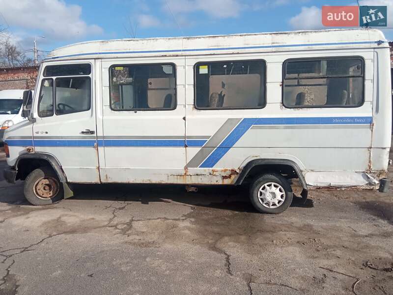 Мікроавтобус Mercedes-Benz T2 1996 в Рівному