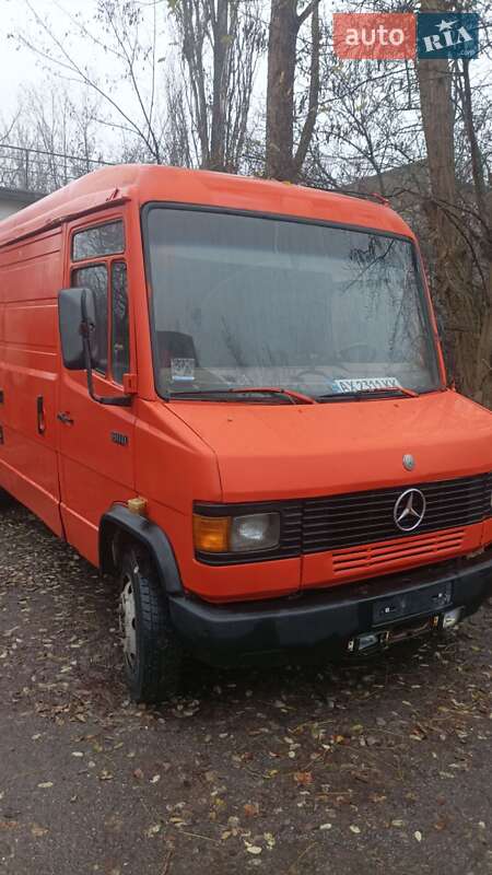 Грузовой фургон Mercedes-Benz T2 1994 в Харькове