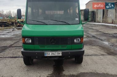 Городской автобус Mercedes-Benz T2 1992 в Петрове