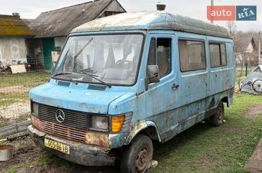 Грузопассажирский фургон Mercedes-Benz T2 1986 в Калуше