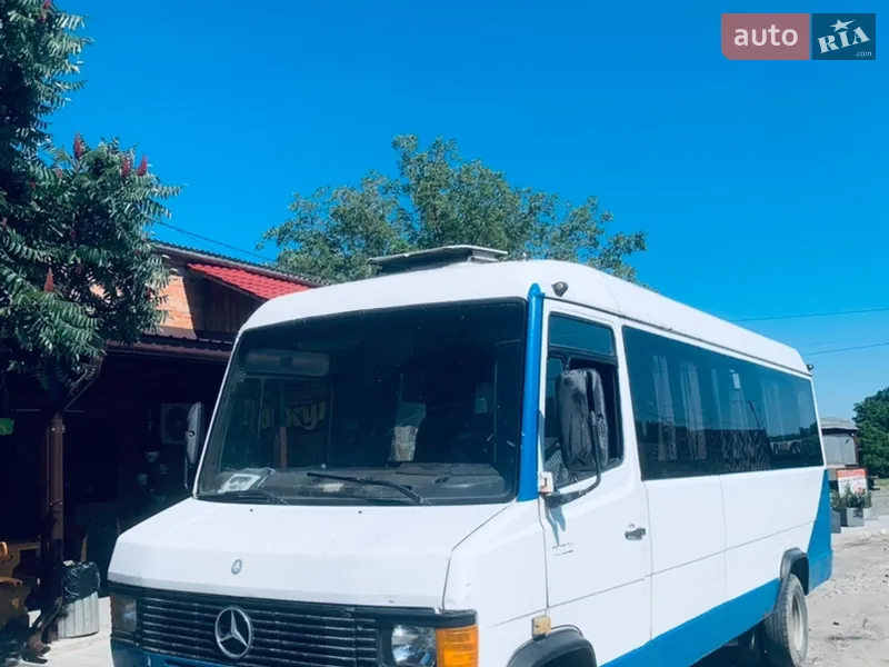 Mercedes-Benz T2 1990