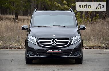 Минивэн Mercedes-Benz V-Class 2015 в 