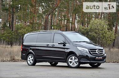 Минивэн Mercedes-Benz V-Class 2015 в 