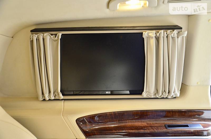 Мінівен Mercedes-Benz V-Class 2015 в Києві