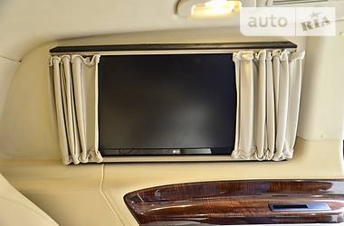 Минивэн Mercedes-Benz V-Class 2015 в 