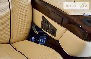Минивэн Mercedes-Benz V-Class 2015 в 