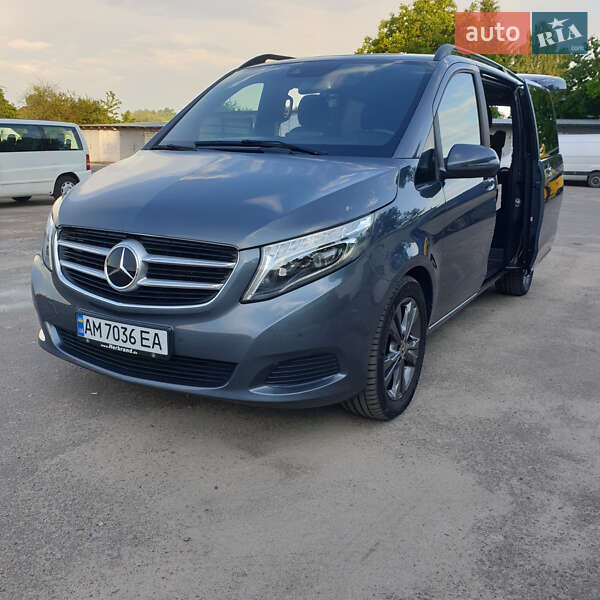 Минивэн Mercedes-Benz V-Class 2017 в Бердичеве