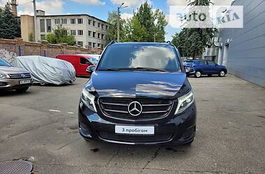 Минивэн Mercedes-Benz V-Class 2015 в Киеве