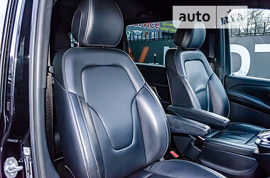 Минивэн Mercedes-Benz V-Class 2019 в 