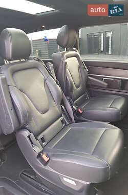 Минивэн Mercedes-Benz V-Class 2018 в 