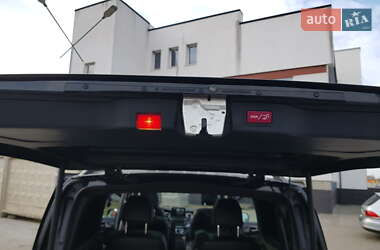 Минивэн Mercedes-Benz V-Class 2018 в 