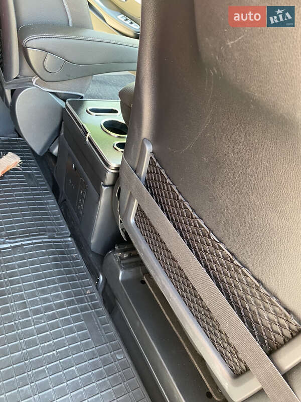 Мінівен Mercedes-Benz V-Class 2017 в Житомирі фото 21 Мінівен Mercedes-Benz V-Class 2017 в Житомирі